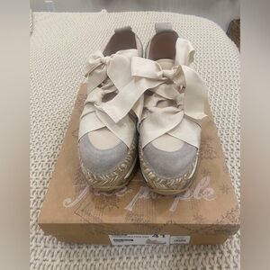 Free People Cream and Gray Espadrilles